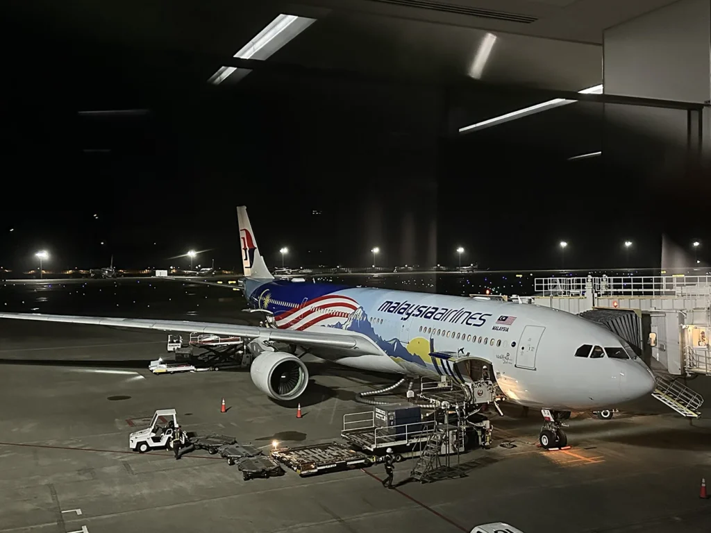 マレーシア国際空港でのマレーシア航空
Malaysia Airlines at the Malaysia International Airport