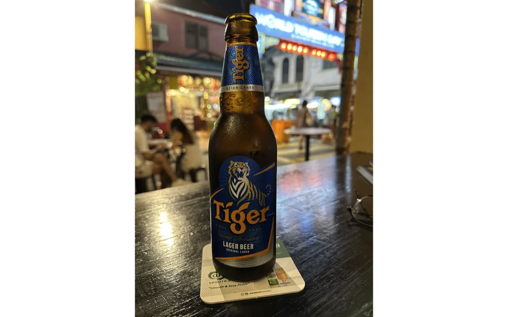 Geographér CaféでTigerBeer