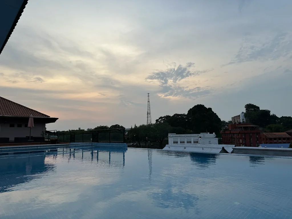 Casa Del Rio Melakaの屋上プール　終了時刻に注意