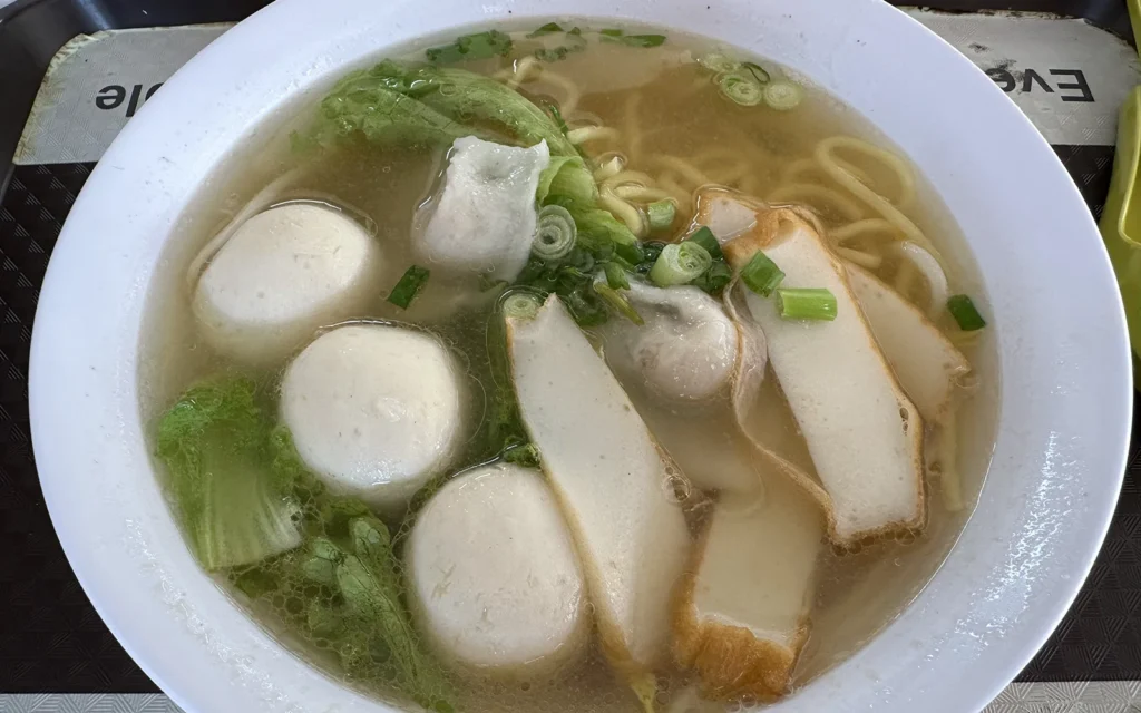 チャンギビレッジホーカーセンター シンガポール　Weng Kee Original Taste Ipoh Hor Fun