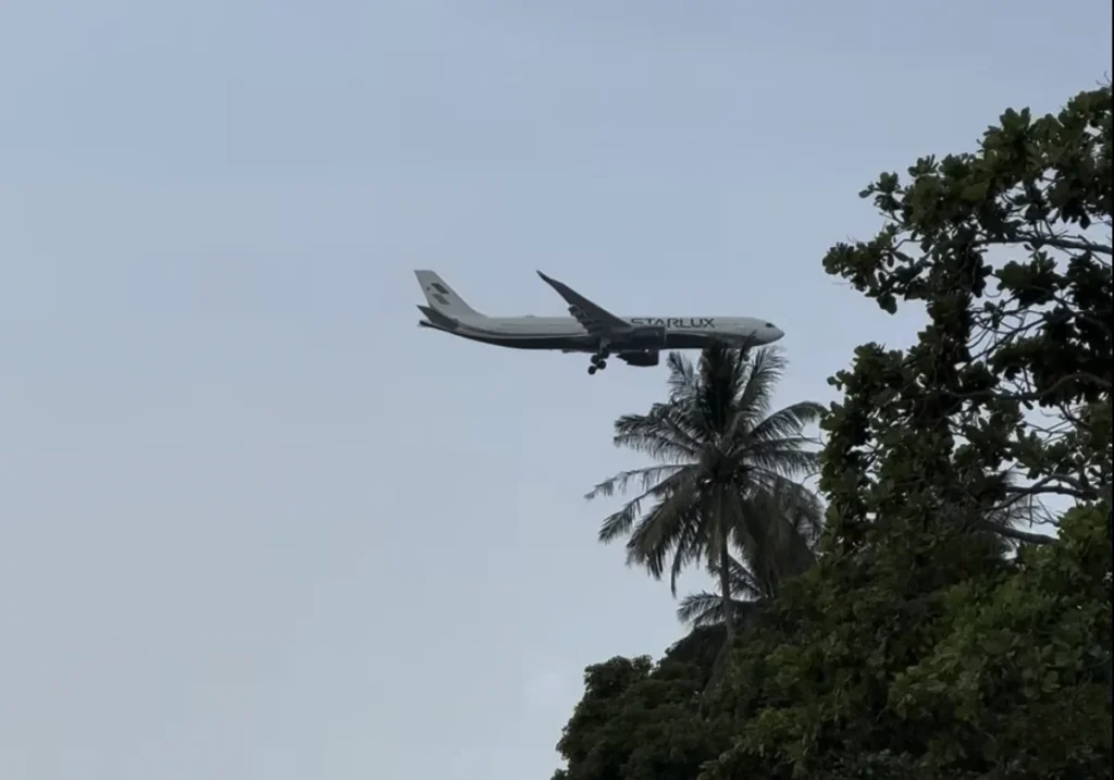 シンガポール Changi Beach Park 飛行機