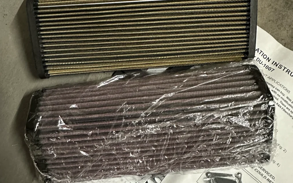 K&N リプレイスメントフィルター DUCATI 1098S 07-08　
VS 10年前の純正エアフィルター