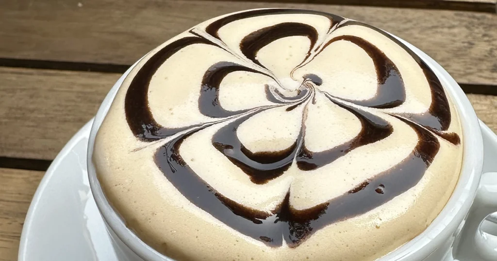 ハノイ　エッグコーヒーの写真