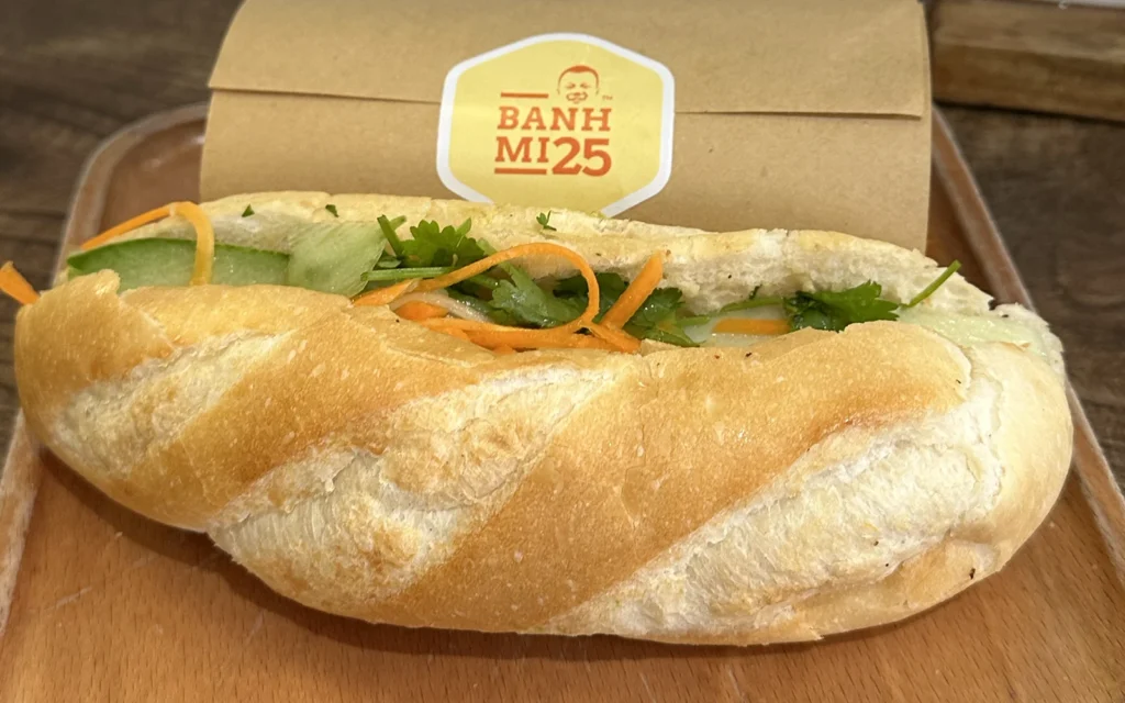 ハノイ Banh Mi 25 バンミー 