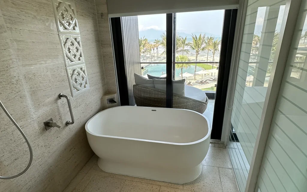 ハイアット リージェンシー ダナン バス