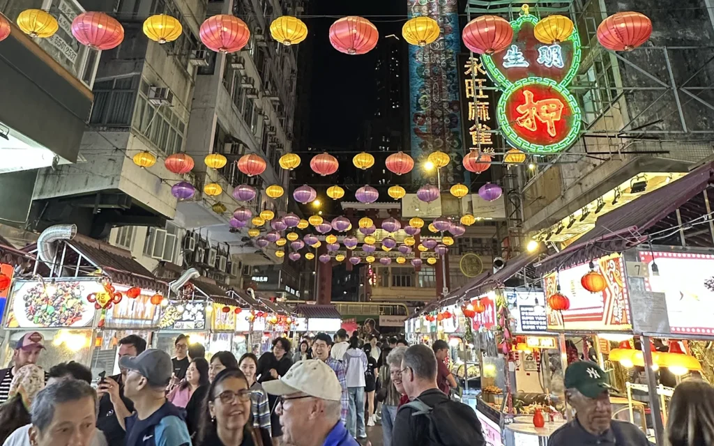 香港 油麻地 廟街 夜市