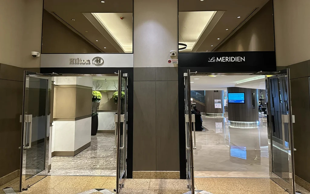 ヒルトンKLセントラル エントランス メリディアン