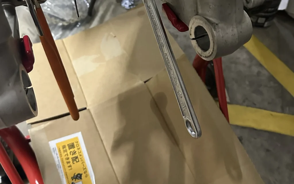 Ducati 1098S ブレーキキャリパー　フルード漏れ　3度目