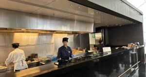 羽田・香港・桃園の3つのキャセイラウンジで食べた担々麺　旅をつないだ一杯
